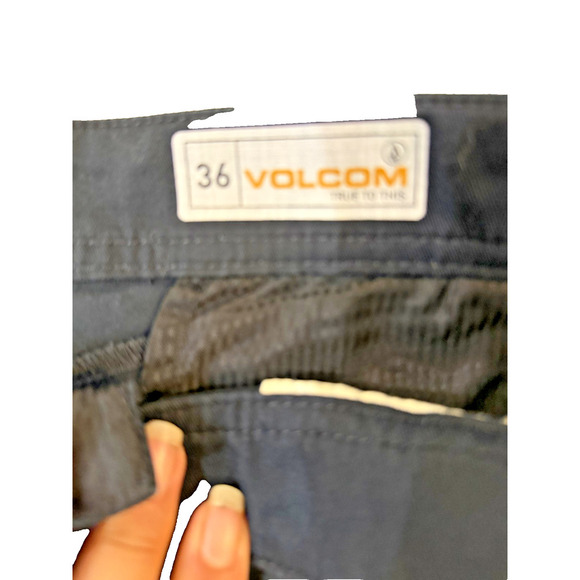 Volcom Shorts Mens 36 Navy Chino Classic Flat Front Casual Summer Skate Style - Picture 2 of 5